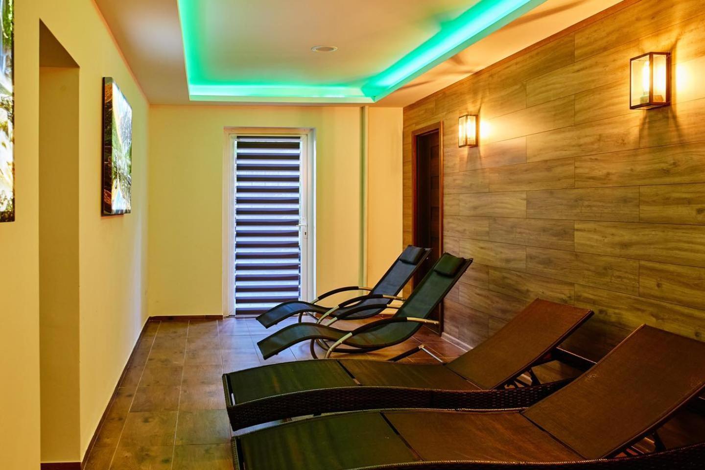 Apartmany Fit Gym Гавиржов Экстерьер фото